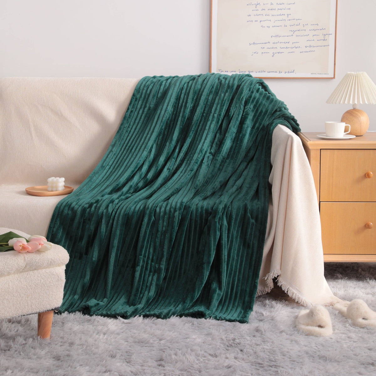 ALL-SEASON PLUSH FLANNEL FLEECE BLANKET | SOFT AND COMFY BLANKETS